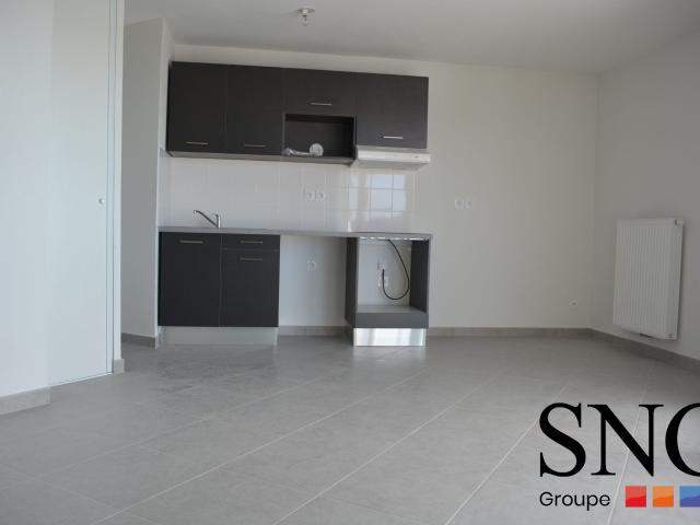 Location Appartement Rond Point Youri Gagarine, Béziers