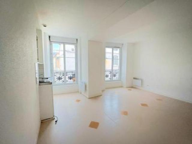 location appartement roanne 1 pièce 23 m2 loire 42300 290 € / mois