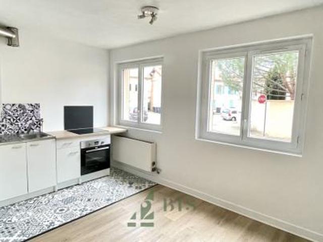 location appartement roanne 2 pièces 40 m2 loire 42300 395 € / mois