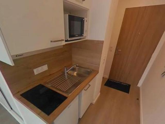 location appartement roche sur yon 1 pièce 21 m2 vendee 85000 440 € / mois