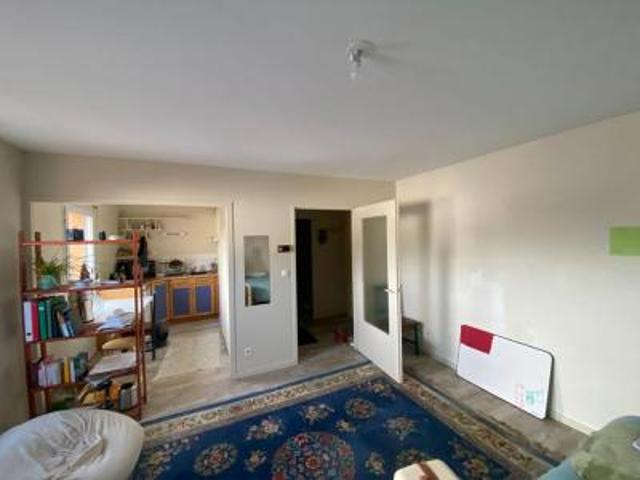 location appartement roche sur yon 1 pièce 32 m2 vendee 85000 400 € / mois