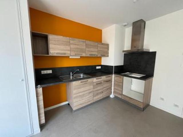 location appartement roche sur yon 3 pièces 59 m2 vendee 85000 690 € / mois