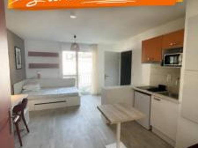 location appartement rochefort 1 pièce 22 m2 charente maritime 17300 543 € / mois