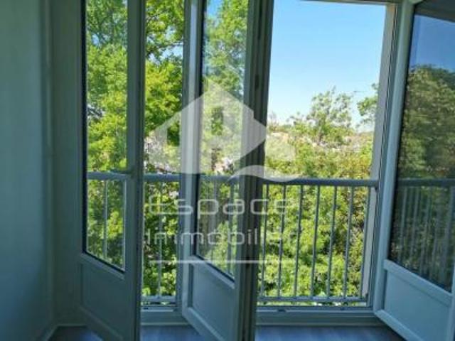 location appartement rochelle 3 pièces 77 m2 charente maritime 17000 1225 € / mois