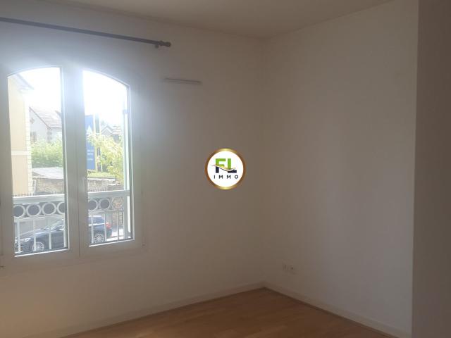 Location Appartement Route Vieille de Poissy, Saint Germain en Laye