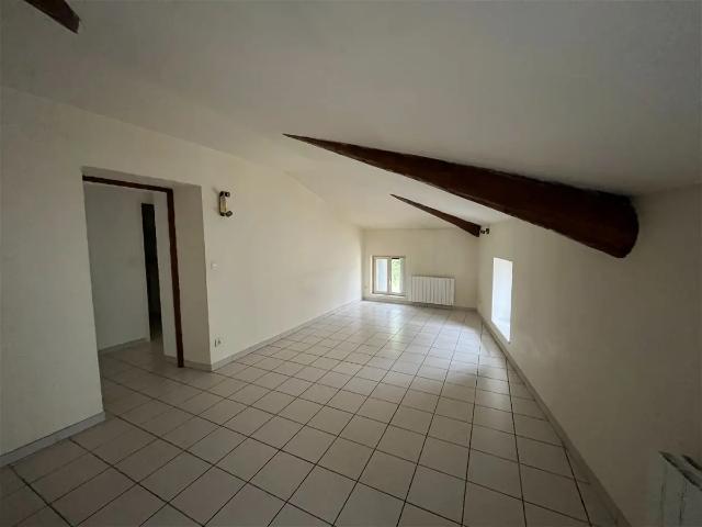 Location Appartement Route d'Aleyrac, Taulignan