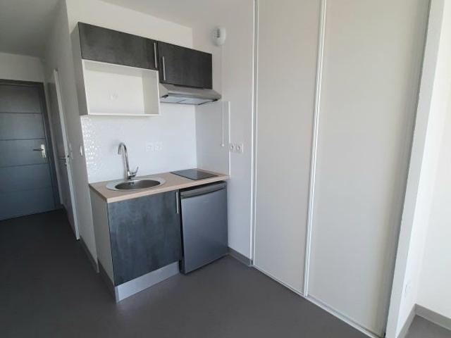 Location Appartement Route d'Avignon, Nîmes