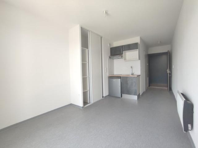 Location Appartement Route d'Avignon, Nîmes