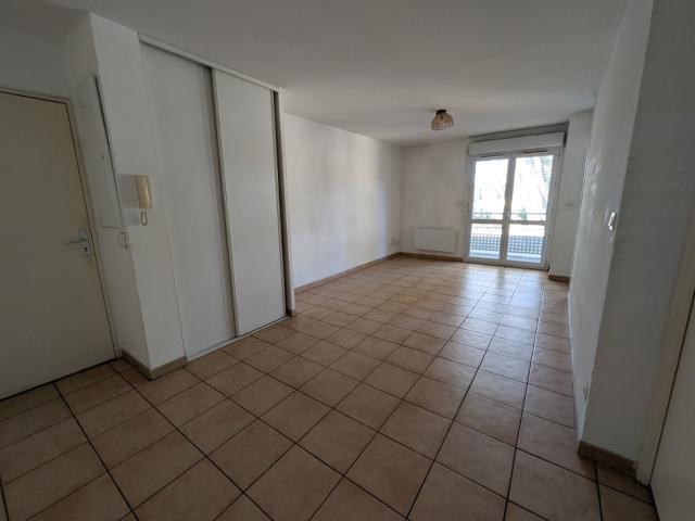 Location Appartement Route d'Avignon, Nîmes