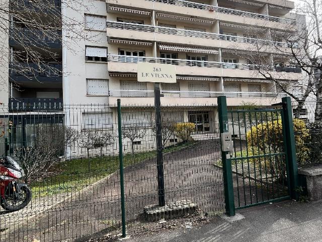 Location Appartement Route de Vienne, Vénissieux