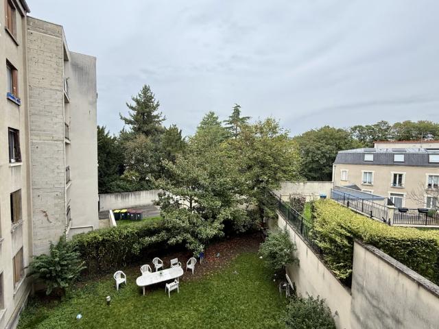 Location Appartement Route de Villemomble, Bondy