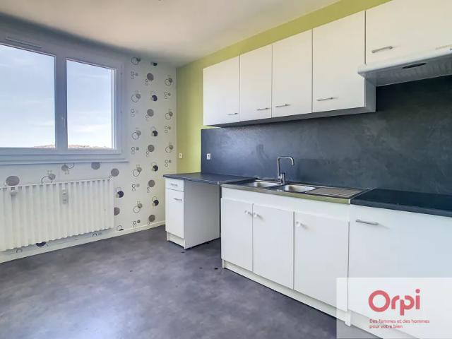 Location Appartement Route de Villebret, Montluçon