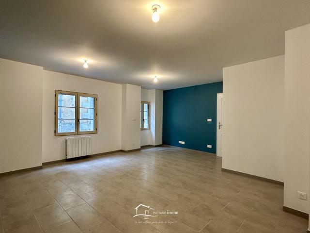Location Appartement Route de Vivonne, Lusignan
