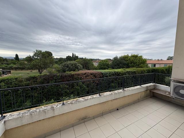 Location Appartement Route de Berre, Aix en Provence