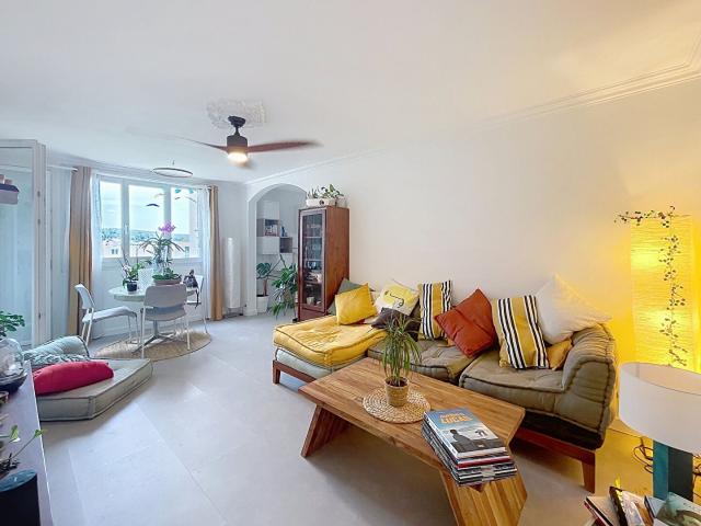 Location Appartement Route de Berre, Aix en Provence