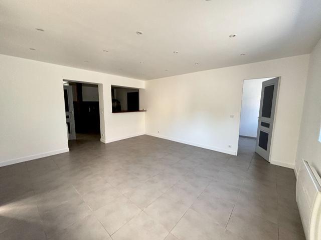 Location Appartement Route de Corbeil, Nogent sur Avon