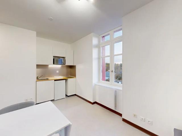 Location Appartement Route de Florac, Comps la Grand Ville