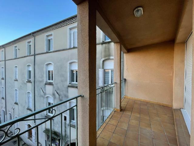 Location Appartement Route de la Manufacture Royale, Ucel