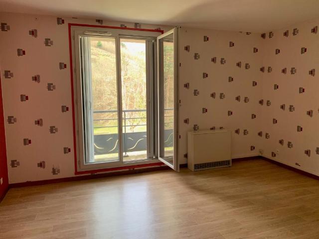 Location Appartement Route de Laliarey, Engins