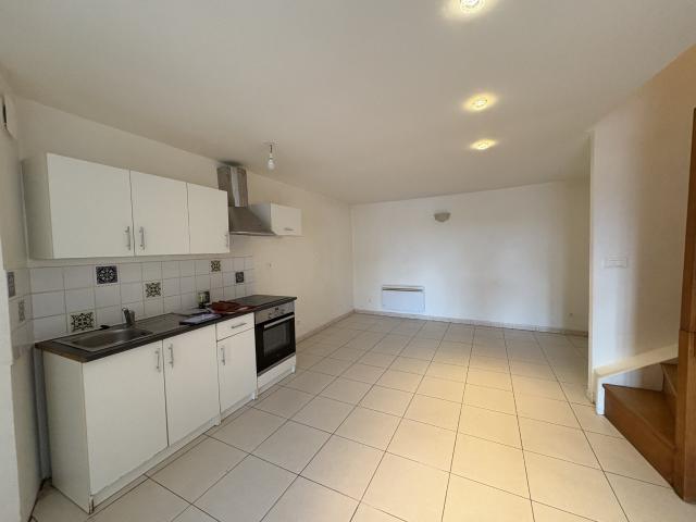 Location Appartement Route de Lasbordes, Saint Martin Lalande