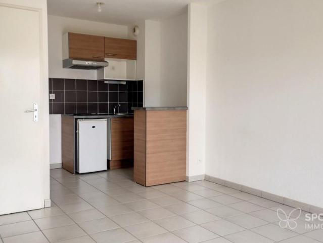 Location Appartement Route de Lourties, Masseube