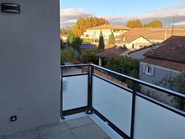 Location Appartement Route de Lyon, Avignon