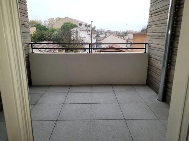 Location Appartement Route de Lyon, Avignon
