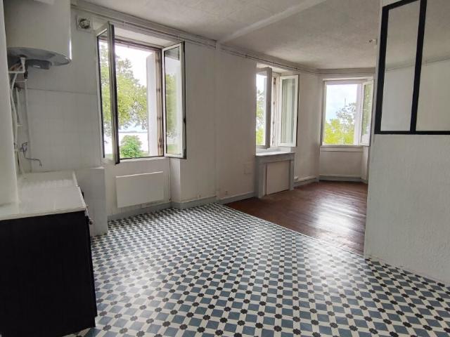 Location Appartement Route de Paris, Trélissac