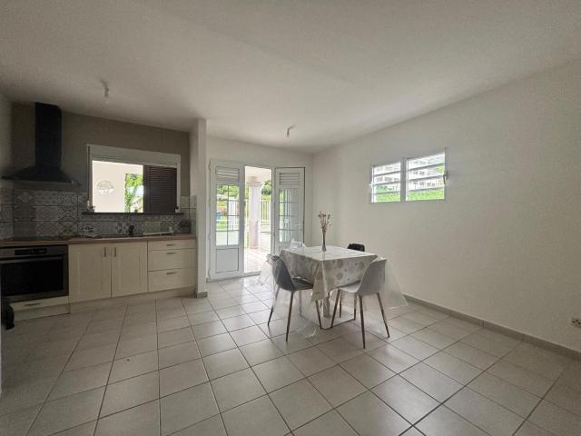 Location Appartement Route de Pointe Fort, Le Robert