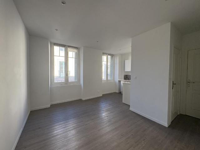 Location Appartement Route de Polignac, Polignac