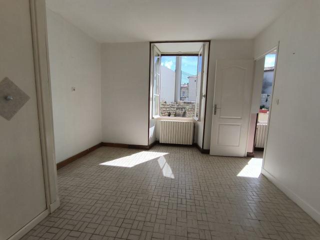 Location Appartement Route de Ruffec, Villefagnan