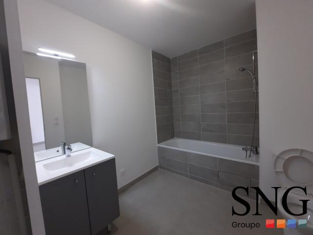 Location Appartement Route de Saint Caprais, Saint Jory