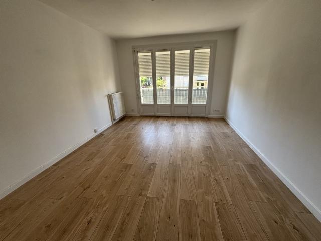 Location Appartement Route de Saint Donat, Romans sur Isère