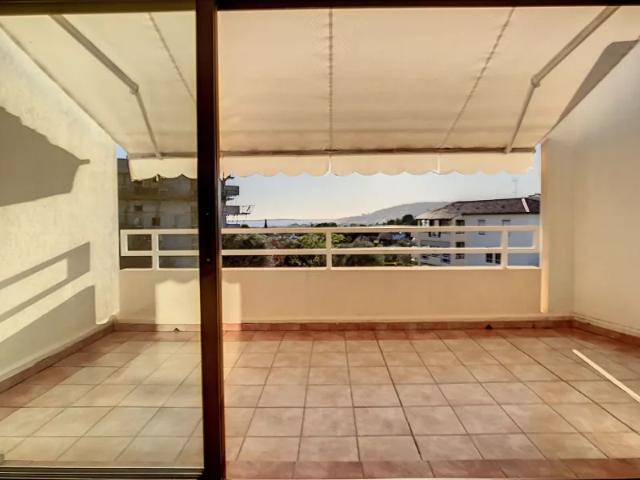 Location Appartement Route de Saint Jean, Antibes