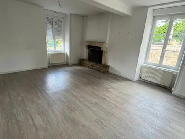 Location Appartement Route des Aunais, Saint Brice sous Rânes