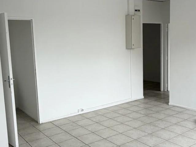 Location Appartement Route des Milles, Aix en Provence