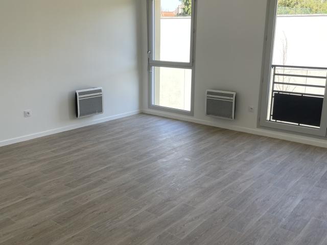 Location Appartement Route d'Orléans, Montlhéry