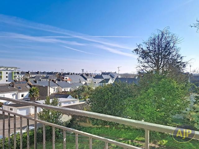 Location Appartement Route Forestière de l'Allée Neuve, Vouzeron