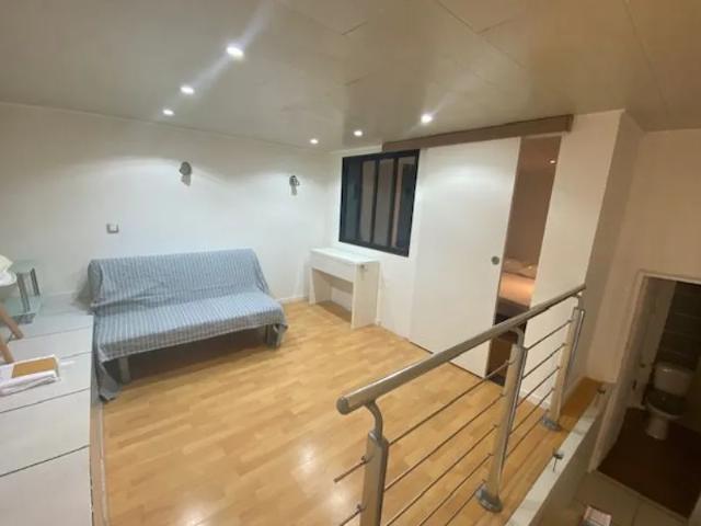 Location Appartement Rue Cotelier, Nîmes