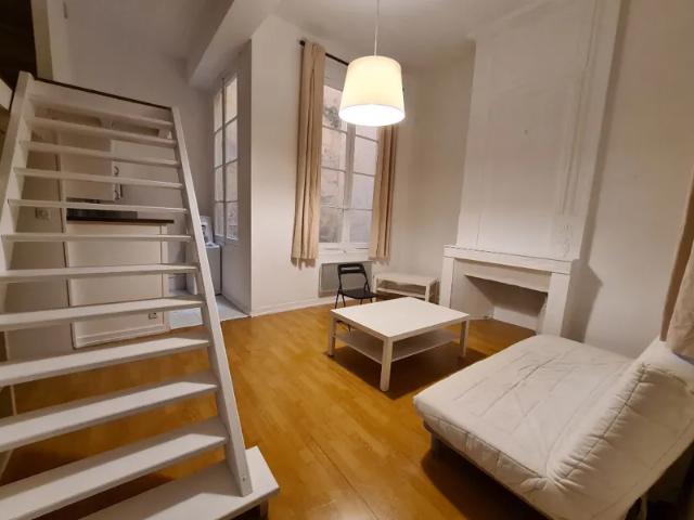 Location Appartement Rue Courbin, Bordeaux