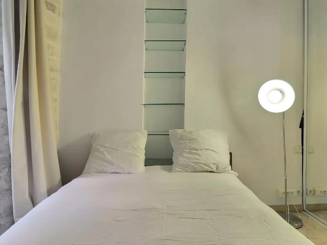 Location Appartement Rue Courtalon, Paris