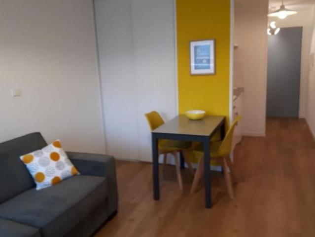 Location Appartement Rue Coëffort, Le Mans