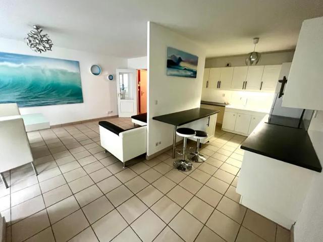 Location Appartement Rue Colin, Villeurbanne