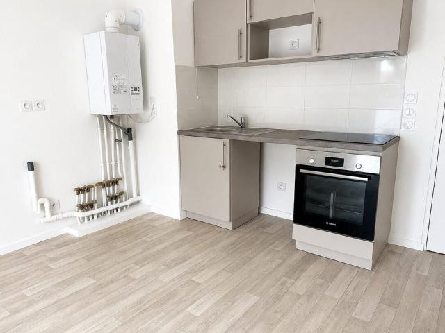 Location Appartement Rue Colonel Dumont, Grenoble