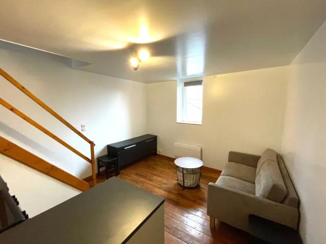 Location Appartement Rue Colonel Pierre Servagnat, Épernay
