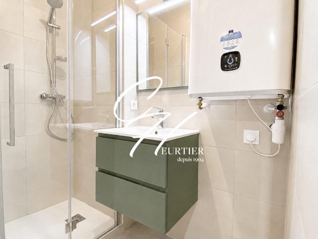 Location Appartement Rue Commandant l'Herminier, Grenoble