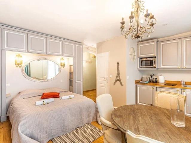 Location Appartement Rue Commines, Paris
