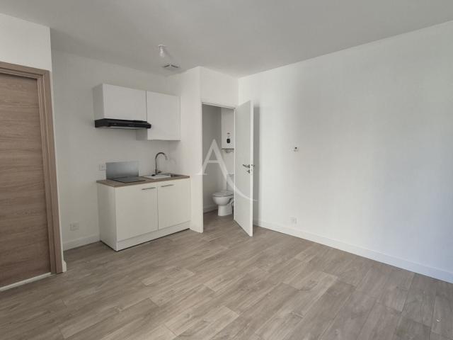 Location Appartement Rue Comporté, Saint Jean d'Angély