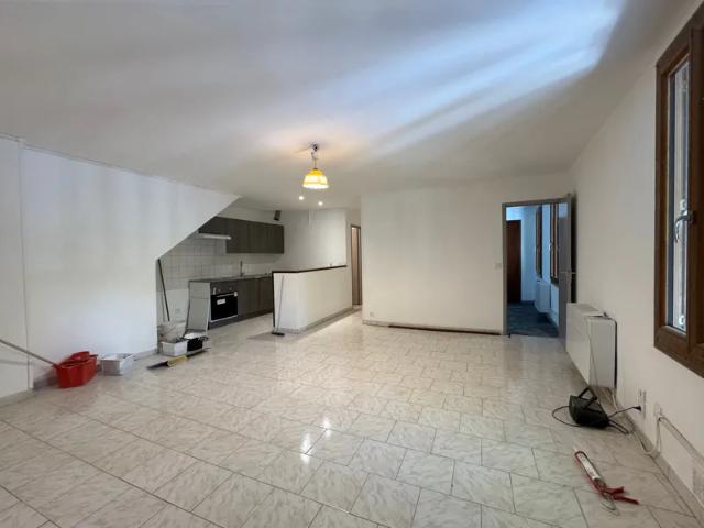 Location Appartement Rue Cordille, Pézenas
