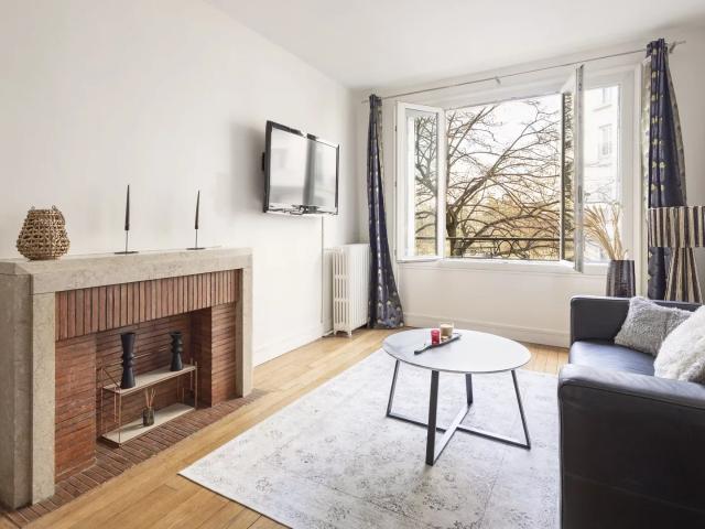 Location Appartement Rue Catulle Mendès, Paris